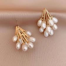 Beauty of Gold and pearl earring